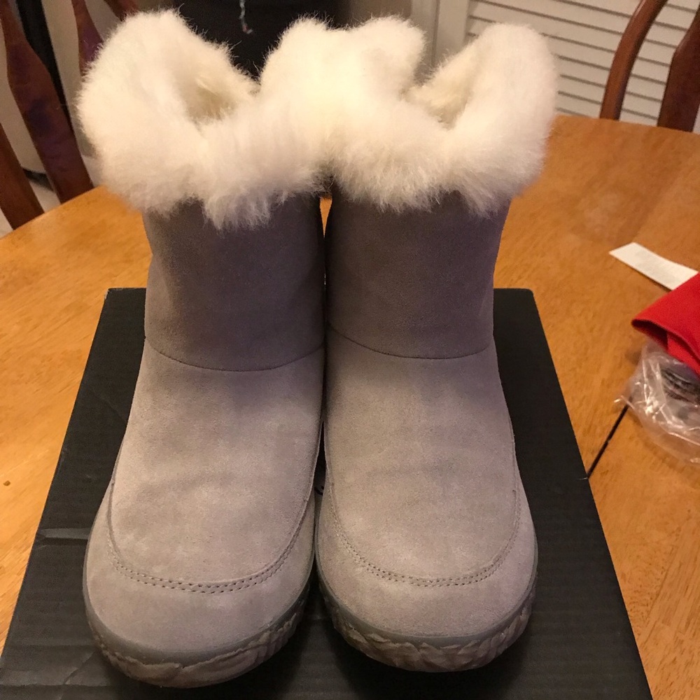 NEW Women’s Sorel out n about bootie